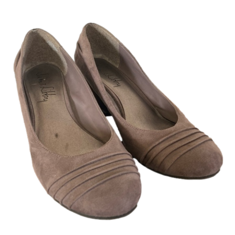 Sam & Libby 8.5 wedge heels slip ons suede pleated detail